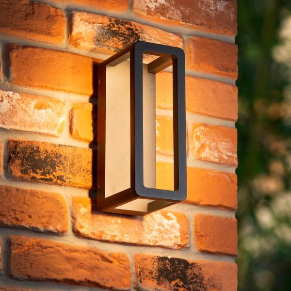 Lucide NARVIK - Wandlamp Binnen/Buiten - LED - 1x9,2W 3000K - IP65 - Zwart - sfeer 1